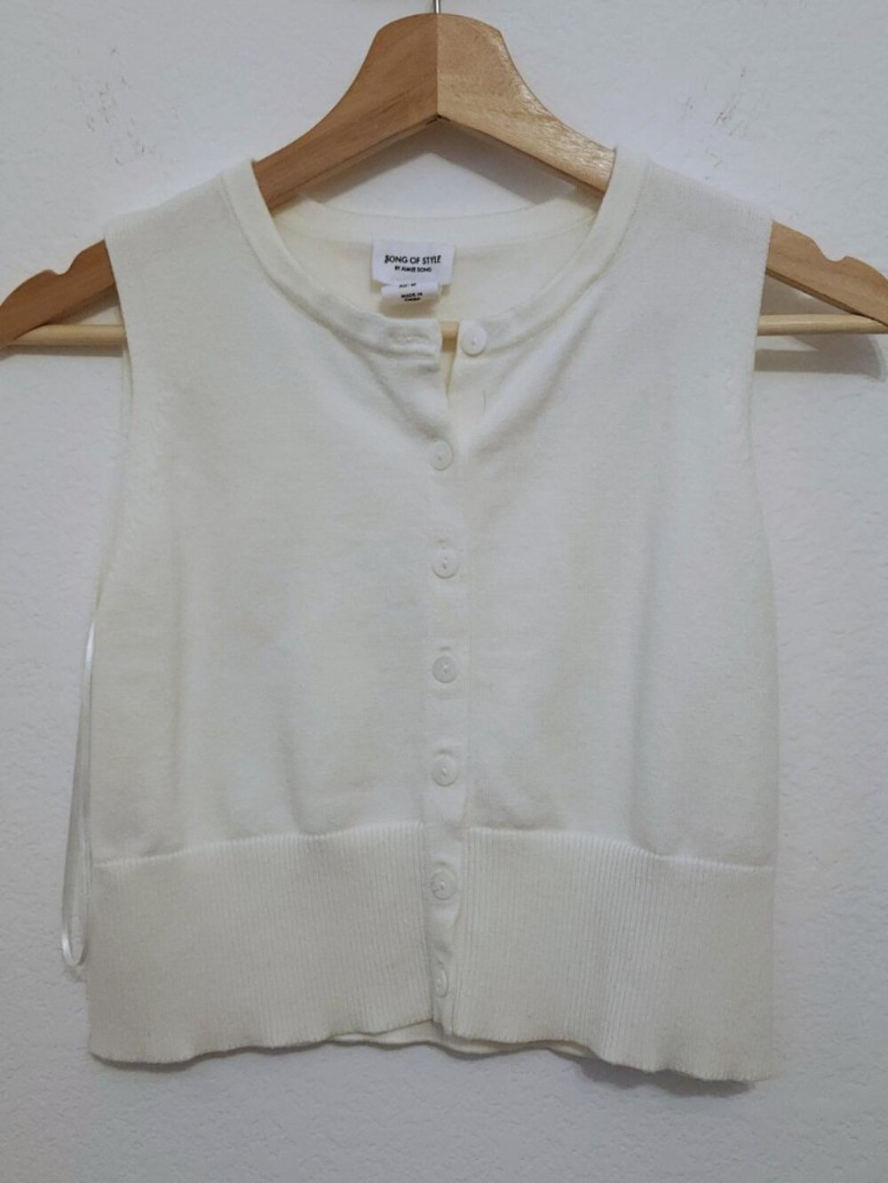Song of Style by Aimee Song Cropped Sweater Vest Cream Sz M